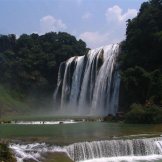 водопад Хуангошу