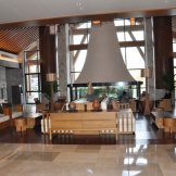 Лобби Holiday Inn Canbaishan International Ski Resort