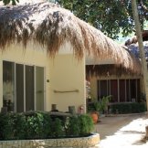 Территория отеля Bluewater Maribago Территория отеля Bluewater Maribago